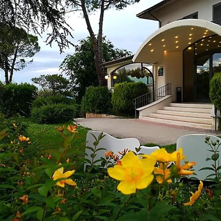 Hotel Panorama San Valentino in Abruzzo Citeriore Luaran gambar